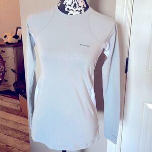 Womens Columbia thermal top